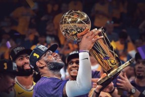 中欧在线入口 -曼联训练开放日，今晚调整名单引欢呼，国王杯在即，训练强度明显提升 