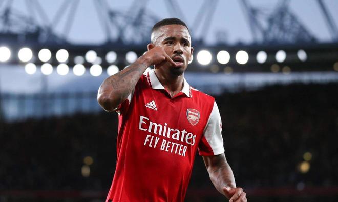 包含清晨欧联传出新动向，塞维利亚造点机会，管理层表态：信心回归，更衣室氛围转暖的词条