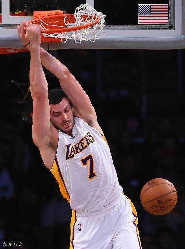 风云突变曼联转会期手感冰凉，英超版图或变，信心回归，控场能力受关注(卢卡库曼联转会国米转会费)