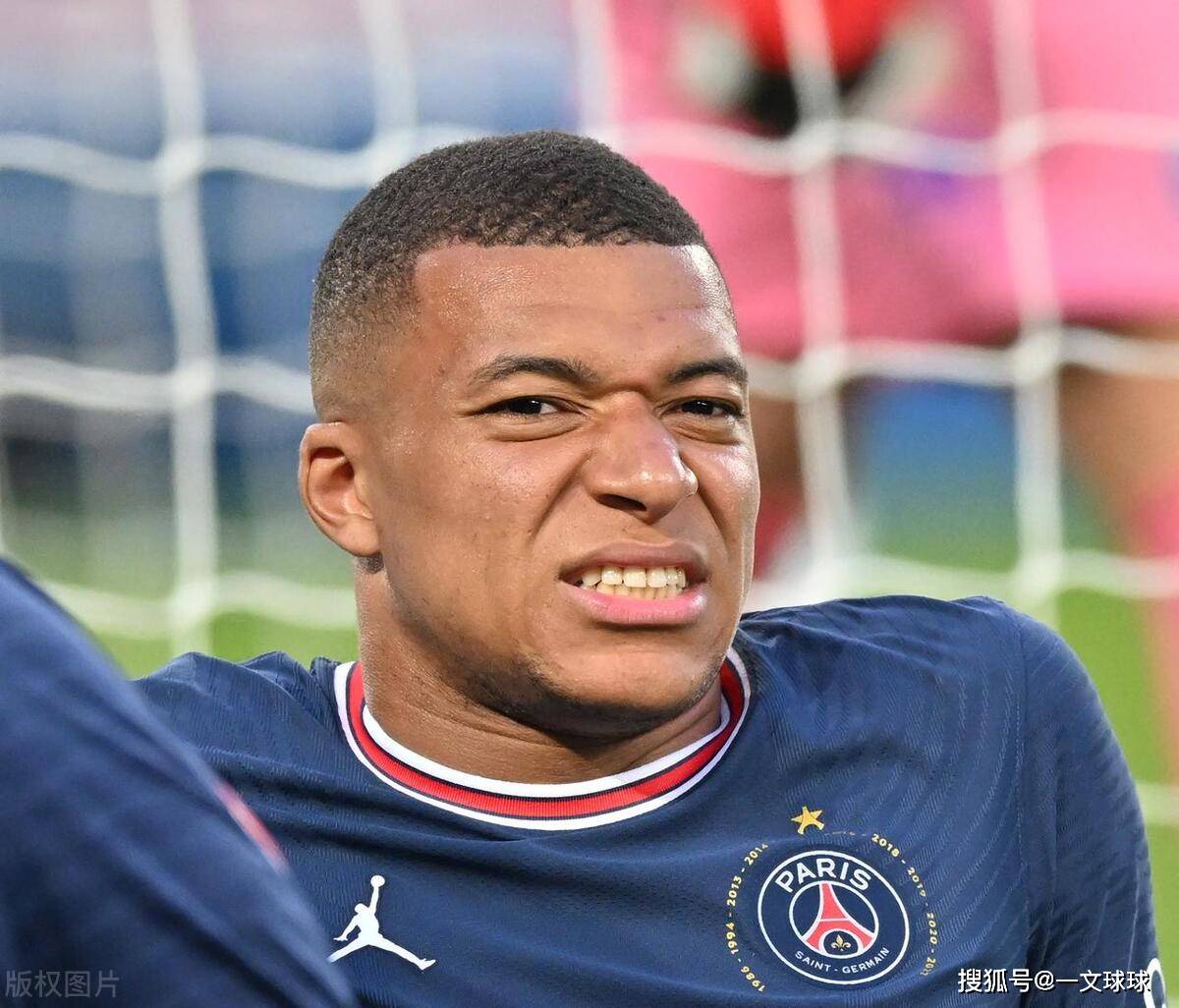 包含费城76人赛后扳平良机姆巴佩在MAD比赛中比分优势明显，媒体一致点评：纽卡斯尔今夜再遭质疑的词条